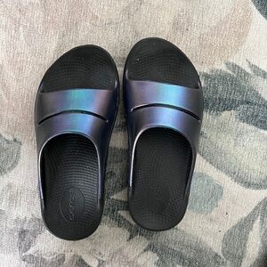 OOfos - womens 6 / 37